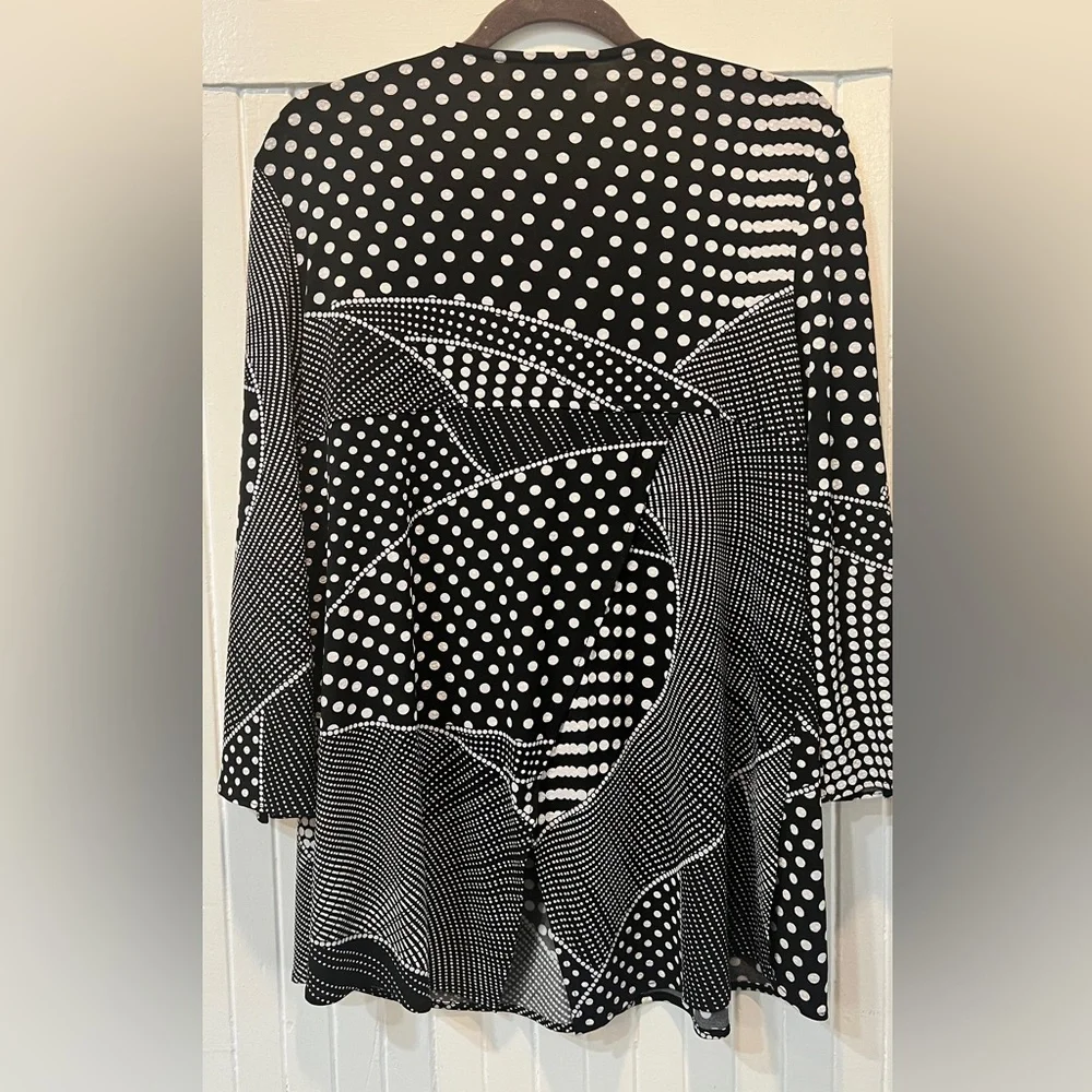 Joseph Ribkoff Blouse Size 12 - Picture 3 of 6